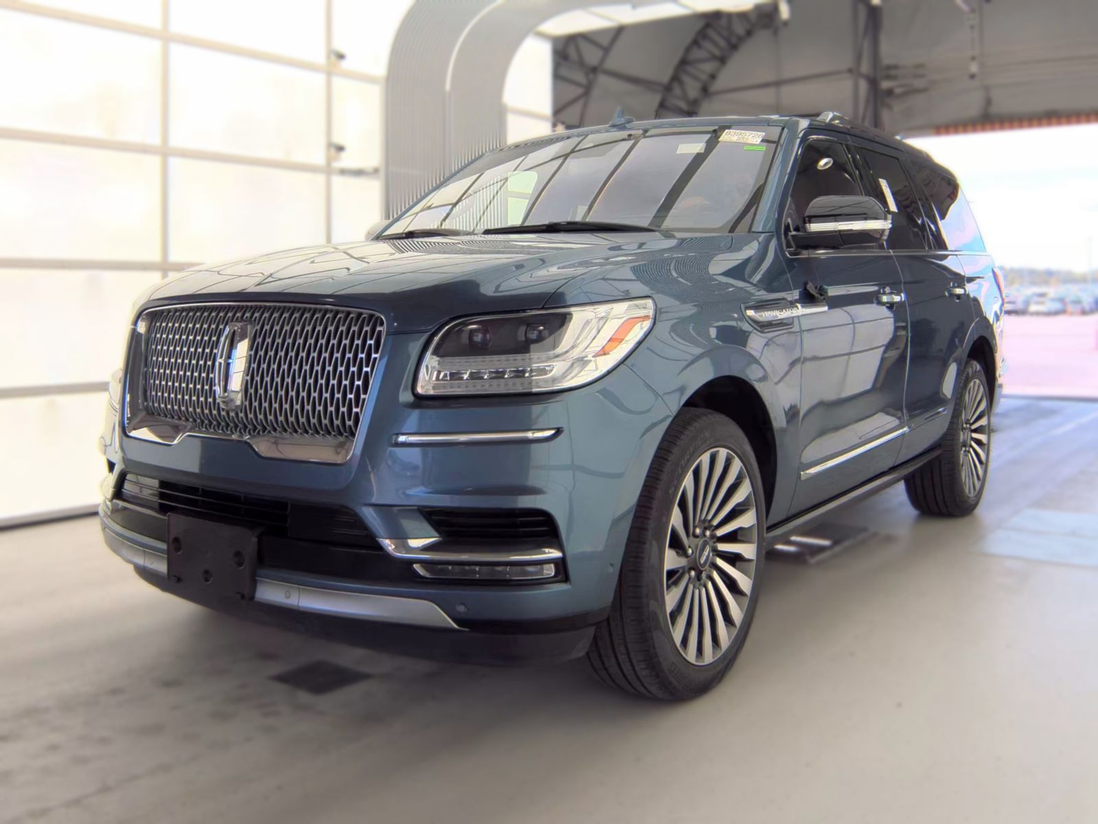 2019 LINCOLN NAVIGATOR Reserve - 1