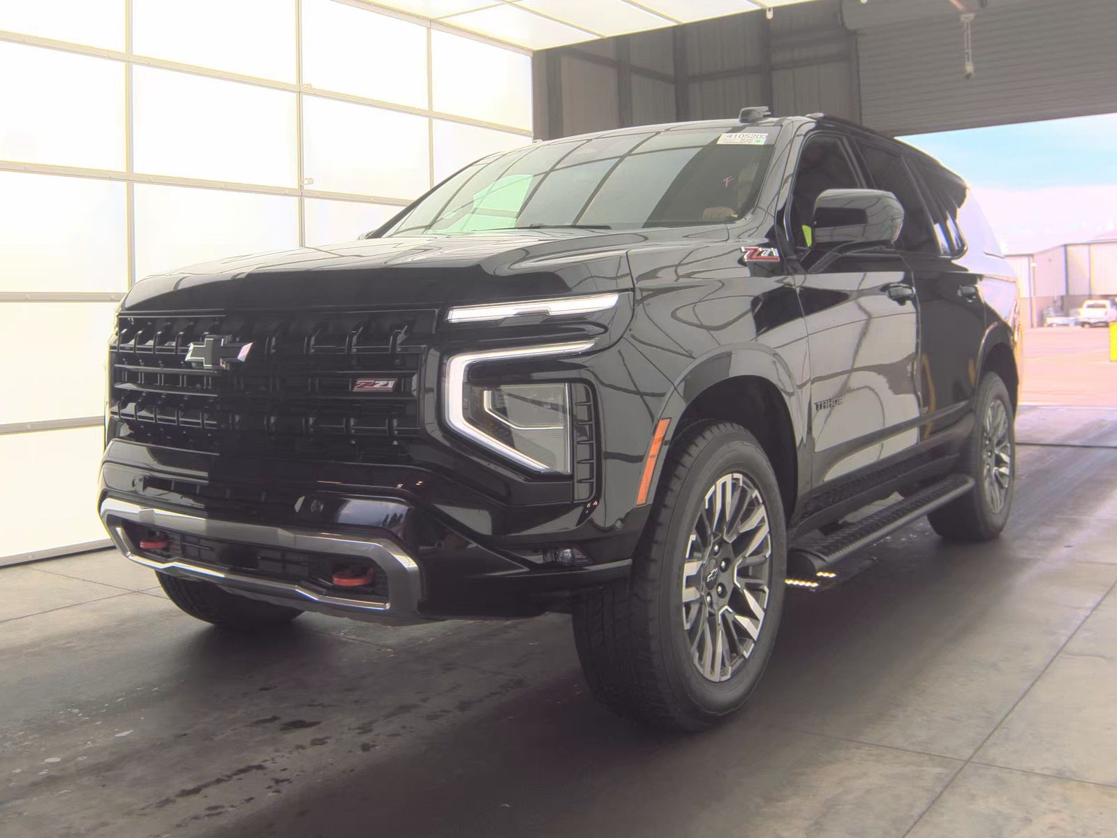 2025 CHEVROLET TAHOE Z71 - 1