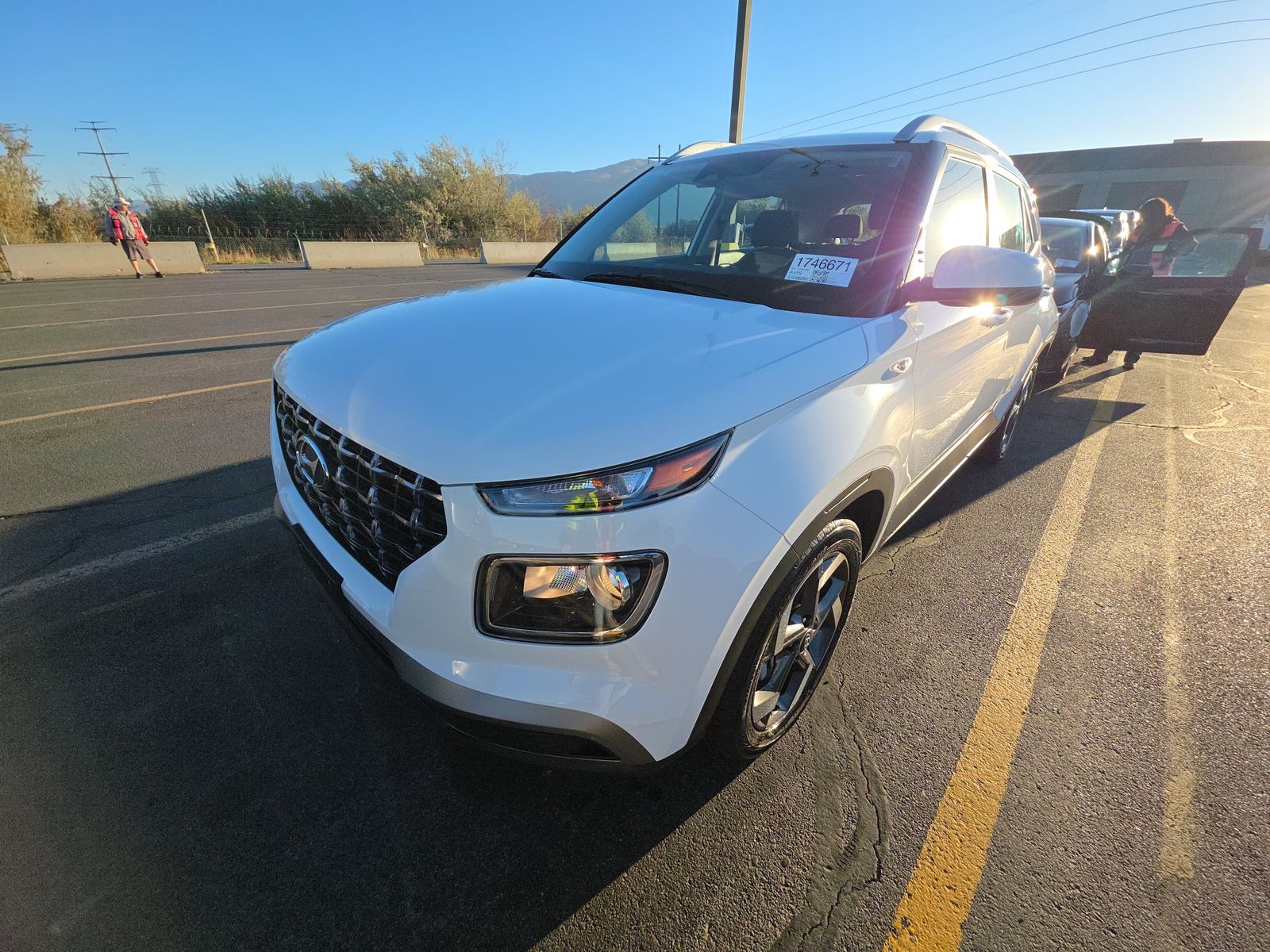 2025 HYUNDAI VENUE SEL - 1