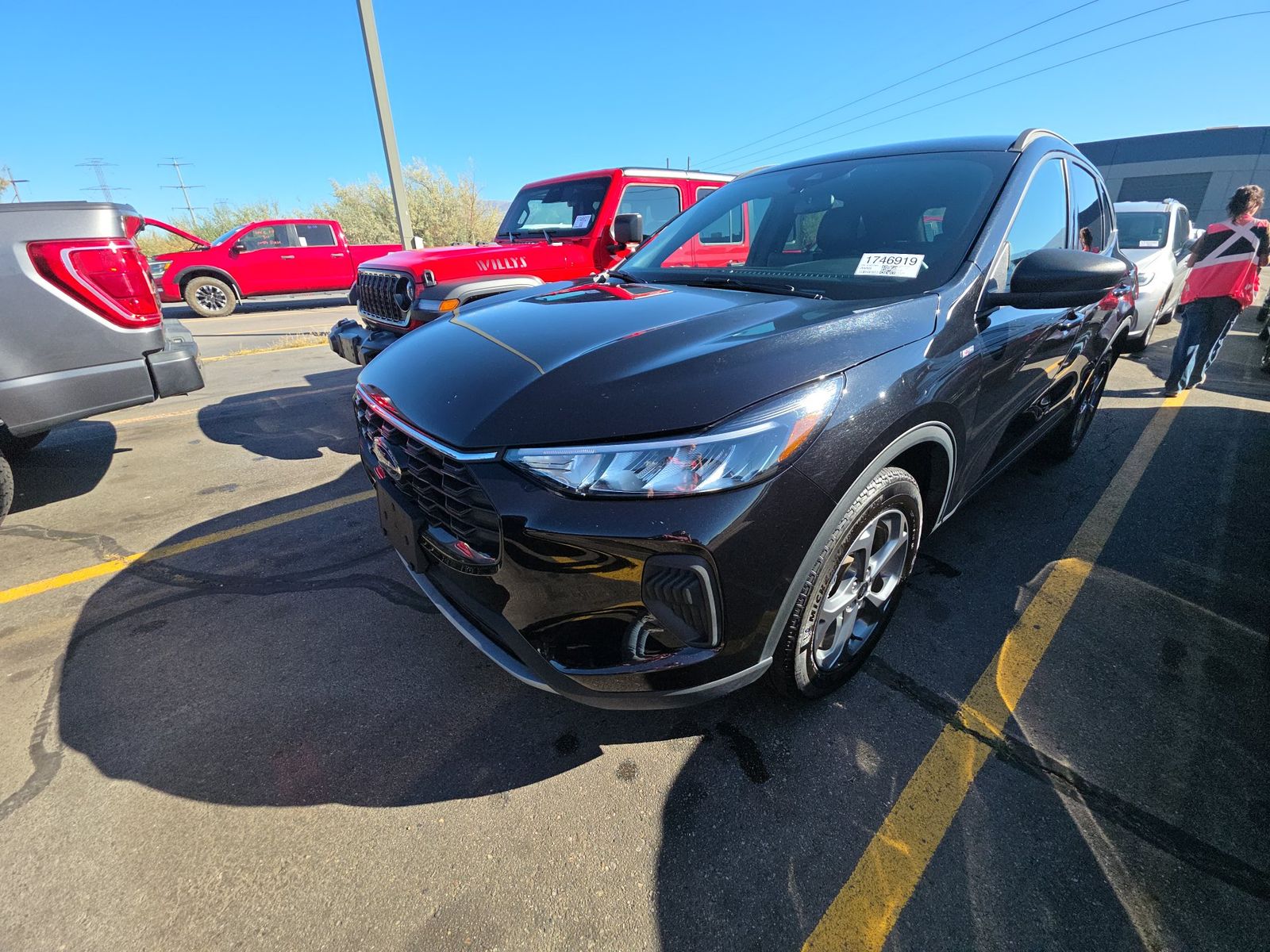 2025 FORD ESCAPE ST-Line - 1