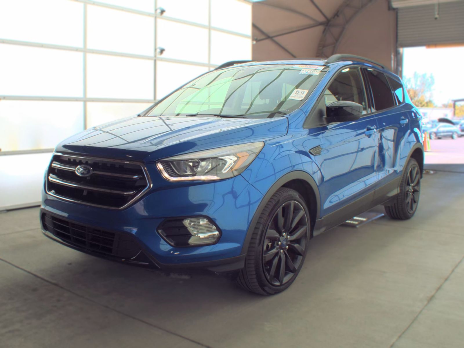 2017 FORD ESCAPE SE - 1