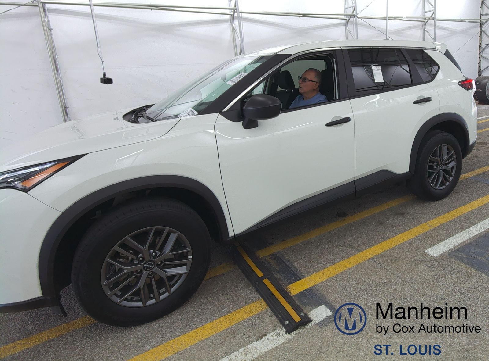 2024 NISSAN ROGUE S - 1