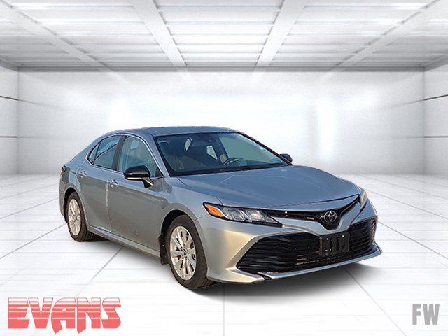 2020 TOYOTA CAMRY LE - 1