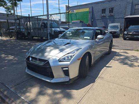 2023 NISSAN GT-R Premium - 1