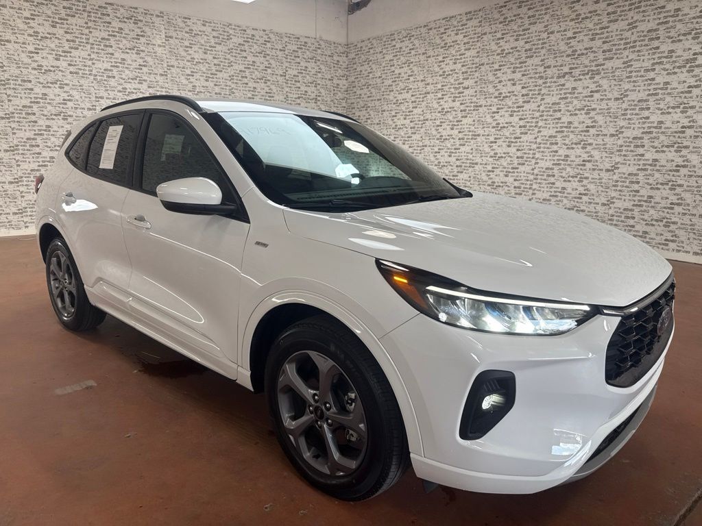 2023 FORD ESCAPE ST-LINE Select - 1