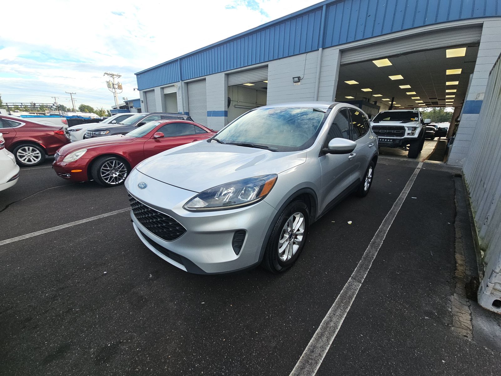 2020 FORD ESCAPE SE - 1