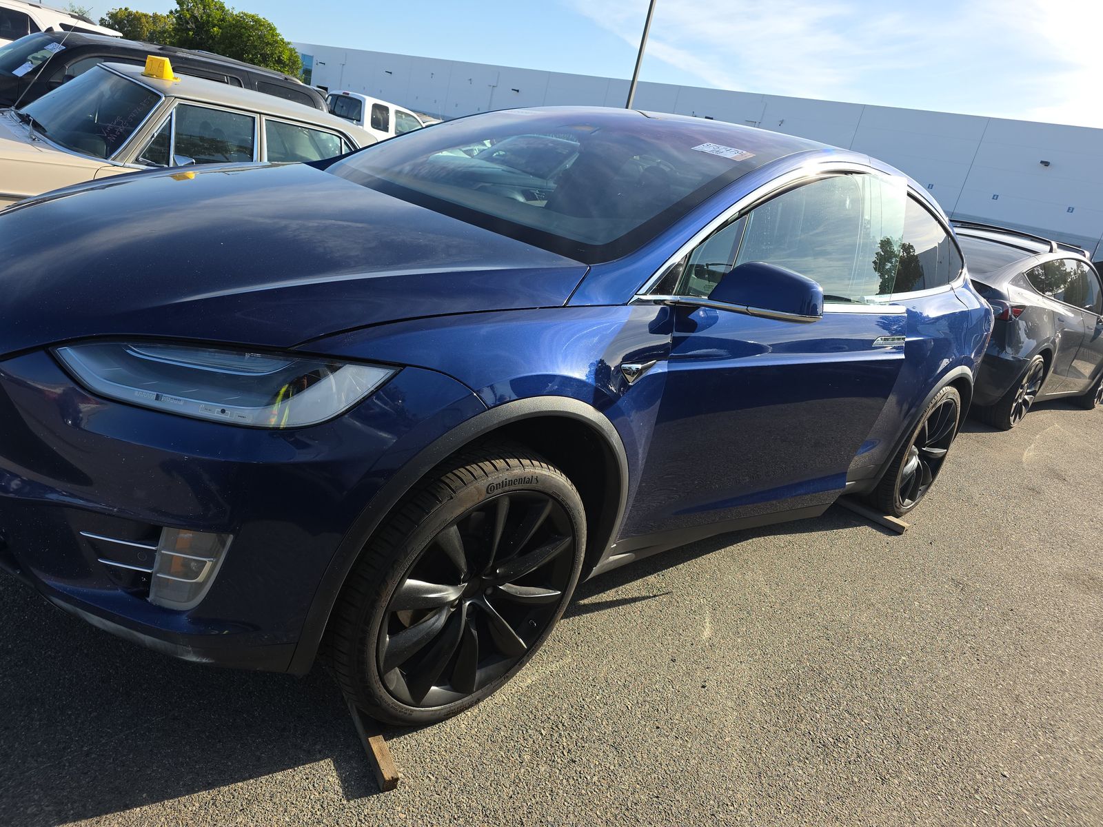 2020 TESLA MODEL X LONG RANGE Plus - 1