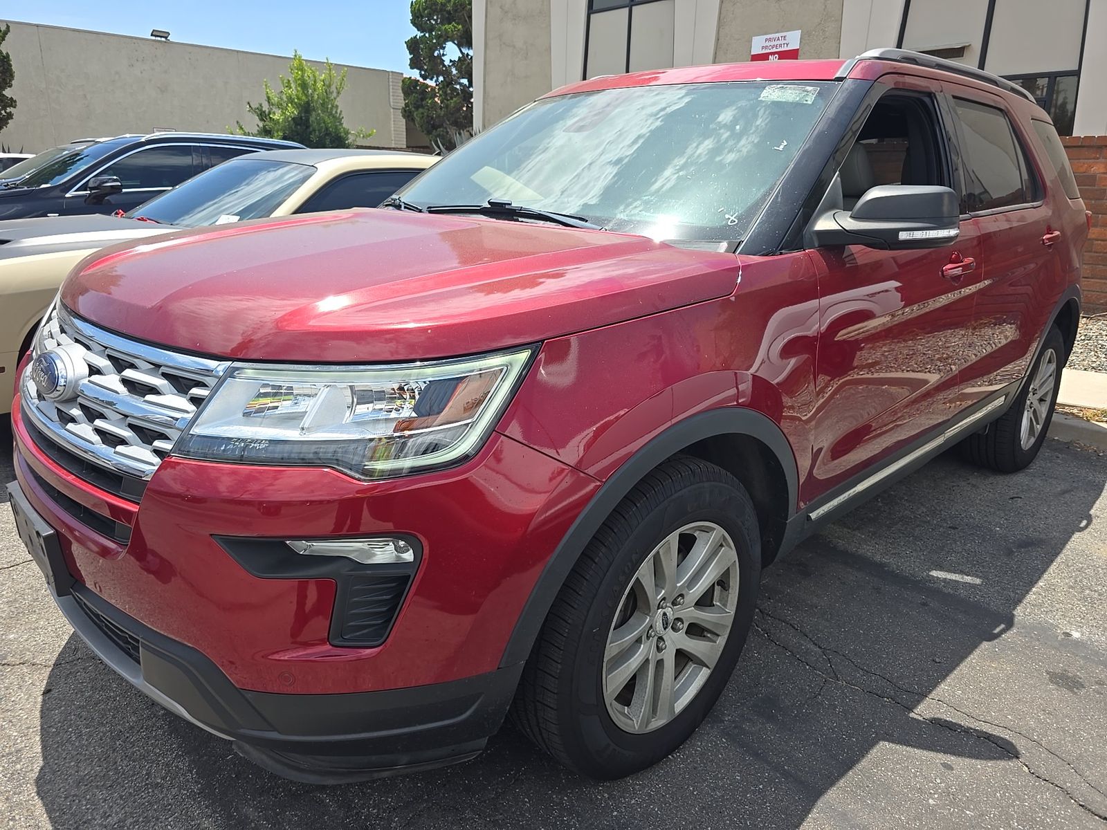 2019 FORD EXPLORER XLT - 1