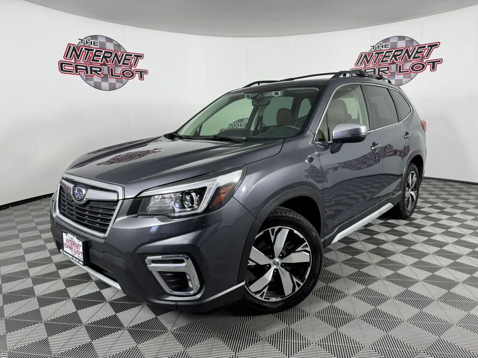 2020 SUBARU FORESTER Touring - 1