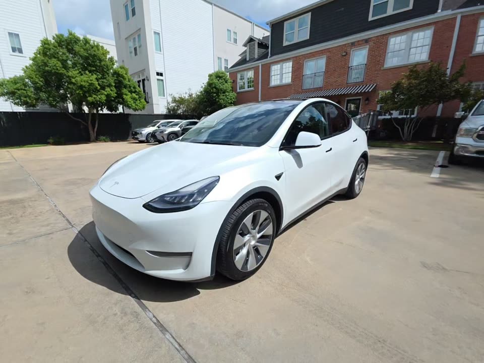 2021 TESLA MODEL Y LONG Range - 1