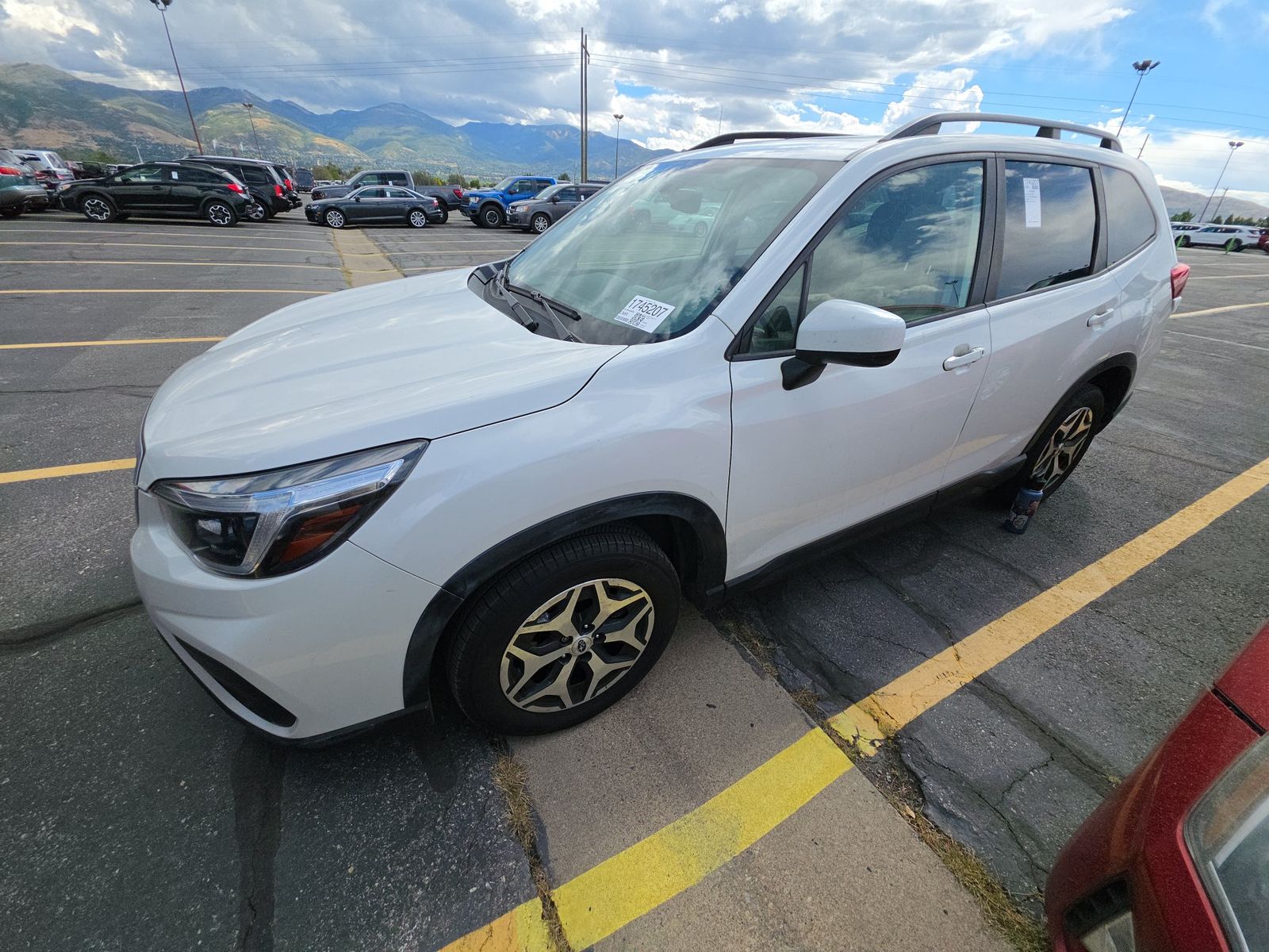 2021 SUBARU FORESTER Premium - 1