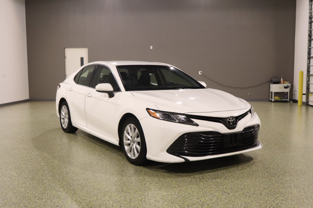 2018 TOYOTA CAMRY LE - 1