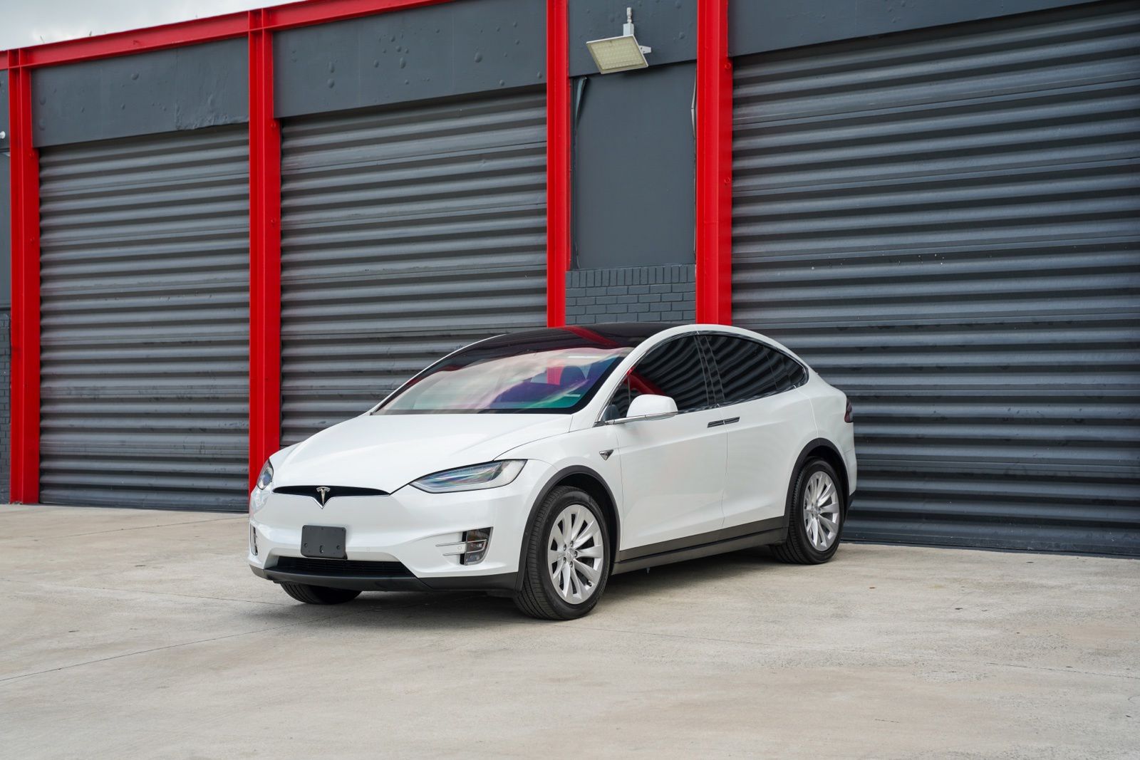 2020 TESLA MODEL X LONG RANGE Plus - 1