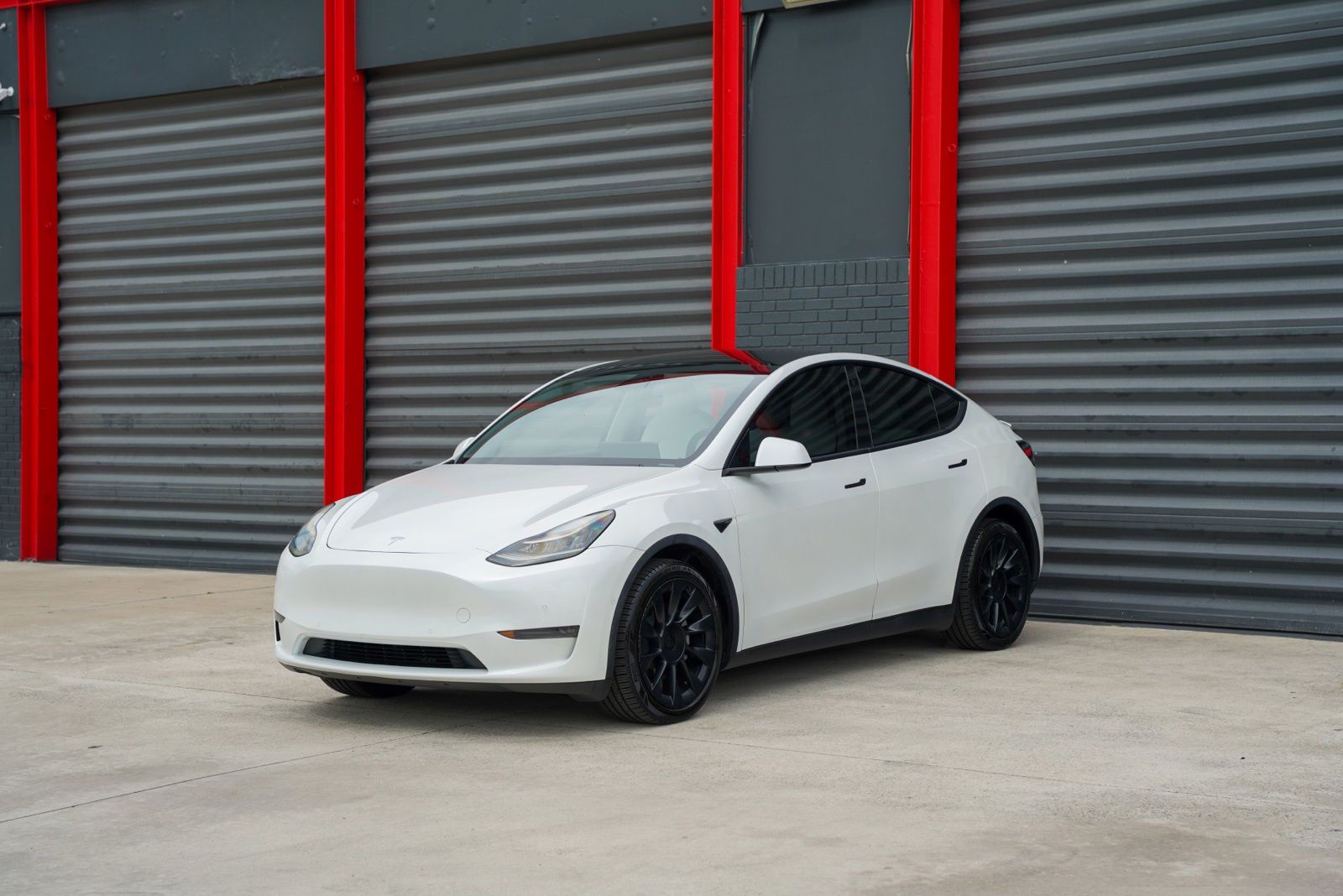2020 TESLA MODEL Y LONG Range - 1