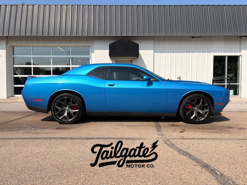 2018 DODGE CHALLENGER SXT Plus - 1