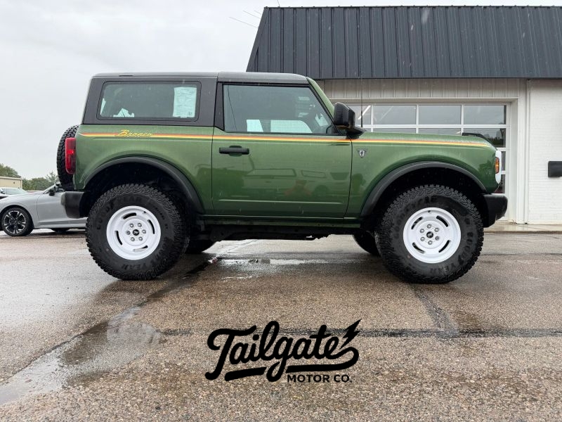 2023 FORD BRONCO Base - 1
