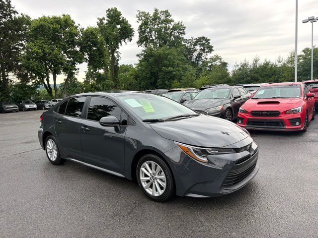 2026 TOYOTA COROLLA LE - 1