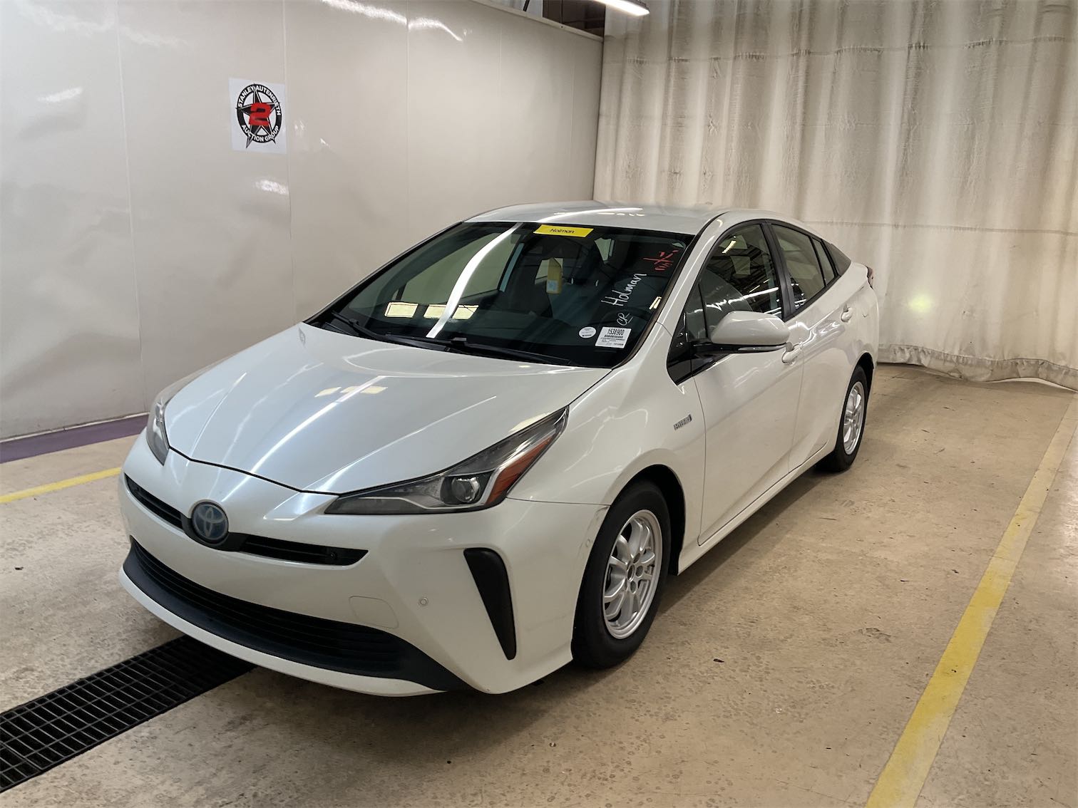 2019 TOYOTA PRIUS - 1