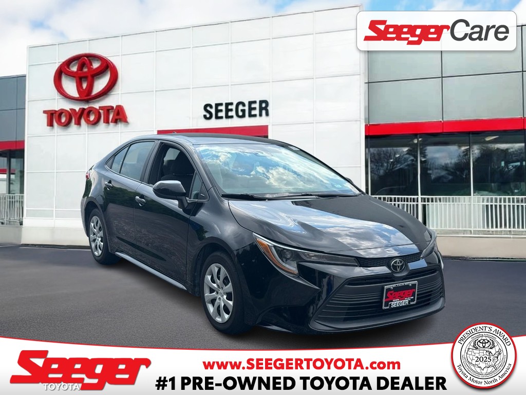 2024 TOYOTA COROLLA LE - 1