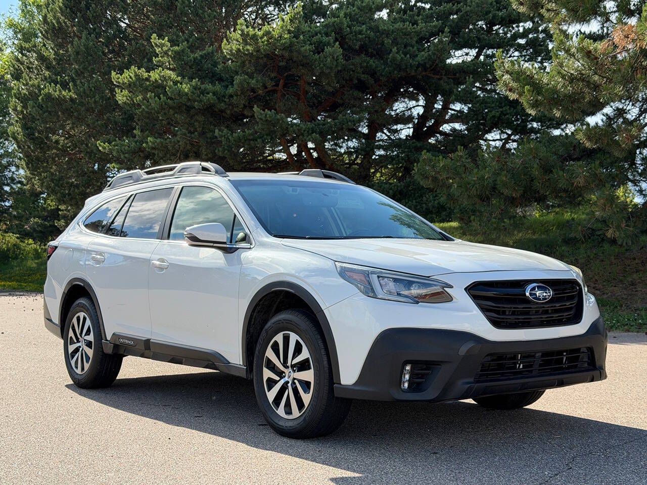 2021 SUBARU OUTBACK Premium - 1