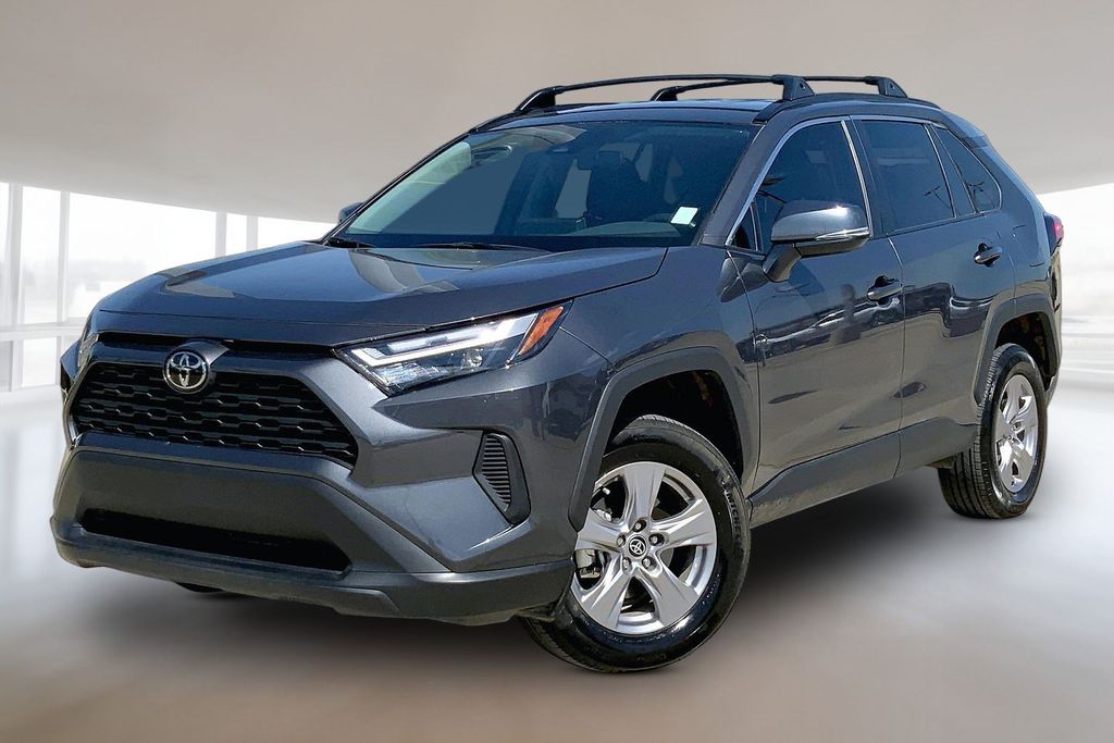 2025 TOYOTA RAV4 XLE - 1