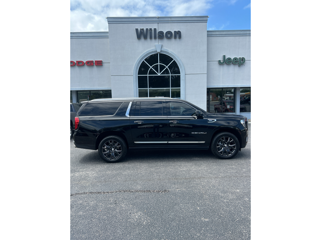 2023 GMC YUKON XL Denali - 1