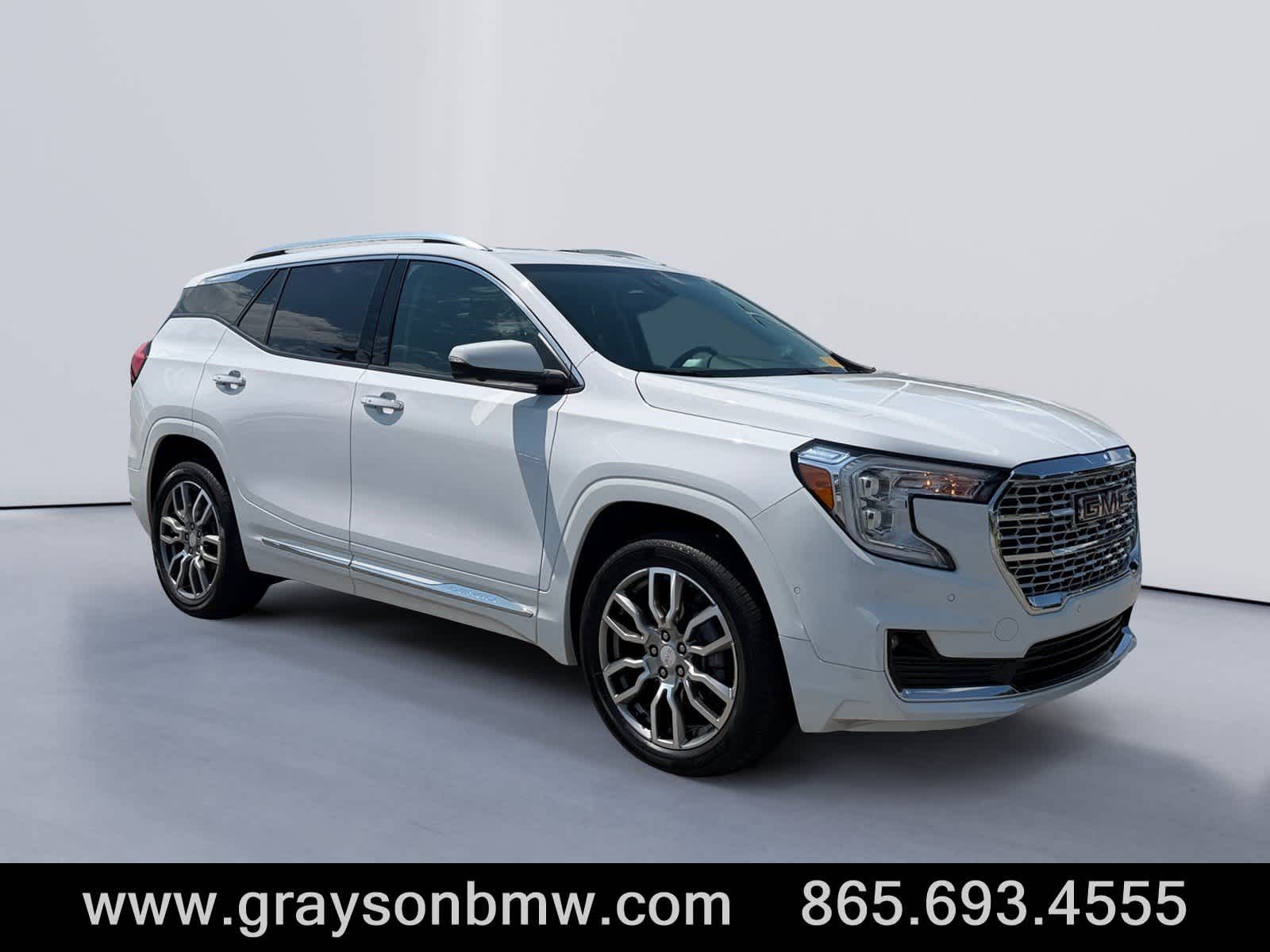2023 GMC TERRAIN Denali - 1