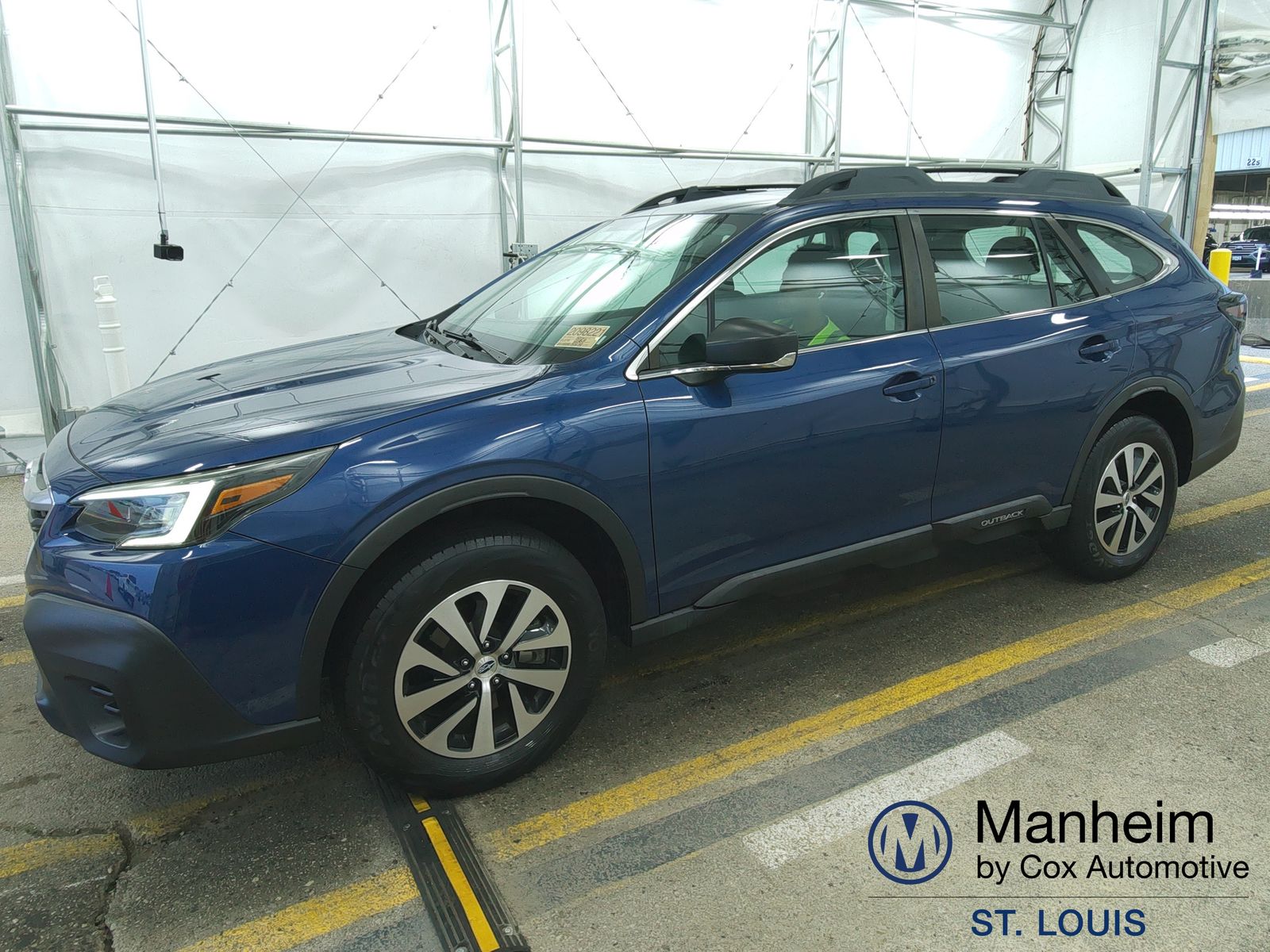 2020 SUBARU OUTBACK Base - 1