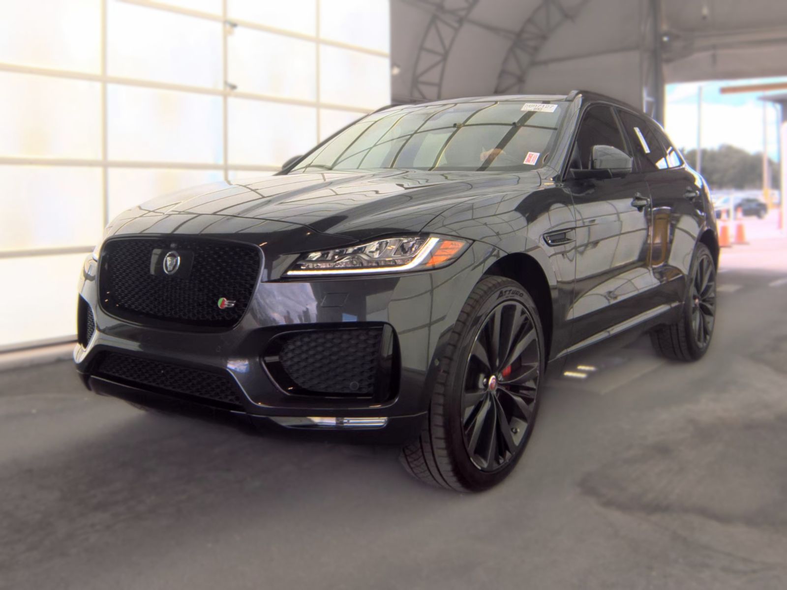 2018 JAGUAR F-PACE S - 1