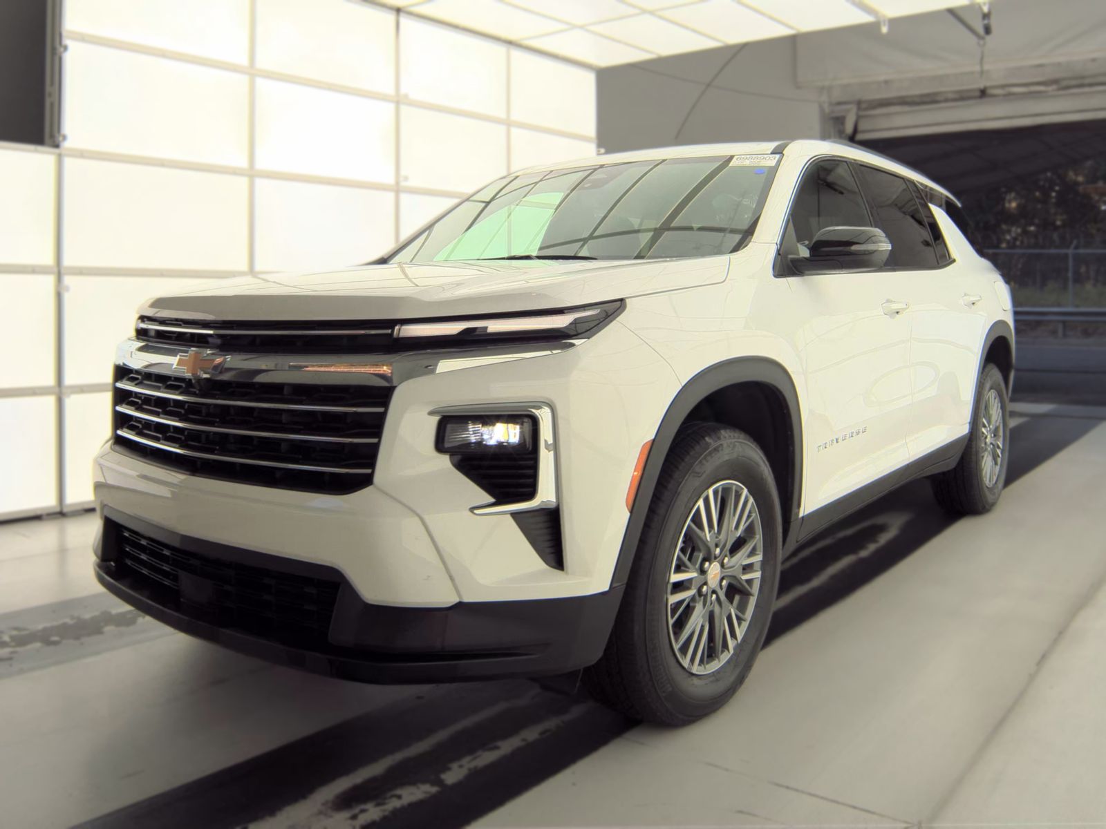 2026 CHEVROLET TRAVERSE LT - 1