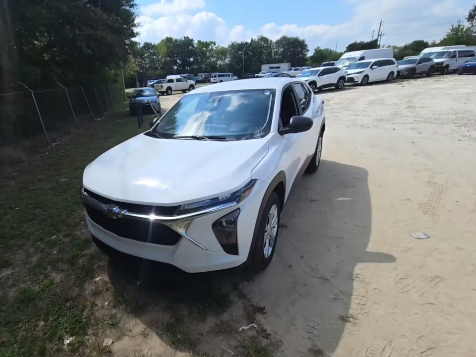 2026 CHEVROLET TRAX LS - 1