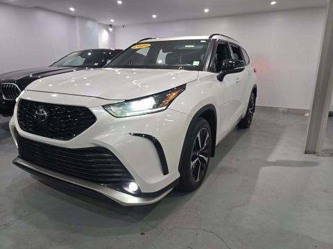 2021 TOYOTA HIGHLANDER XSE - 1