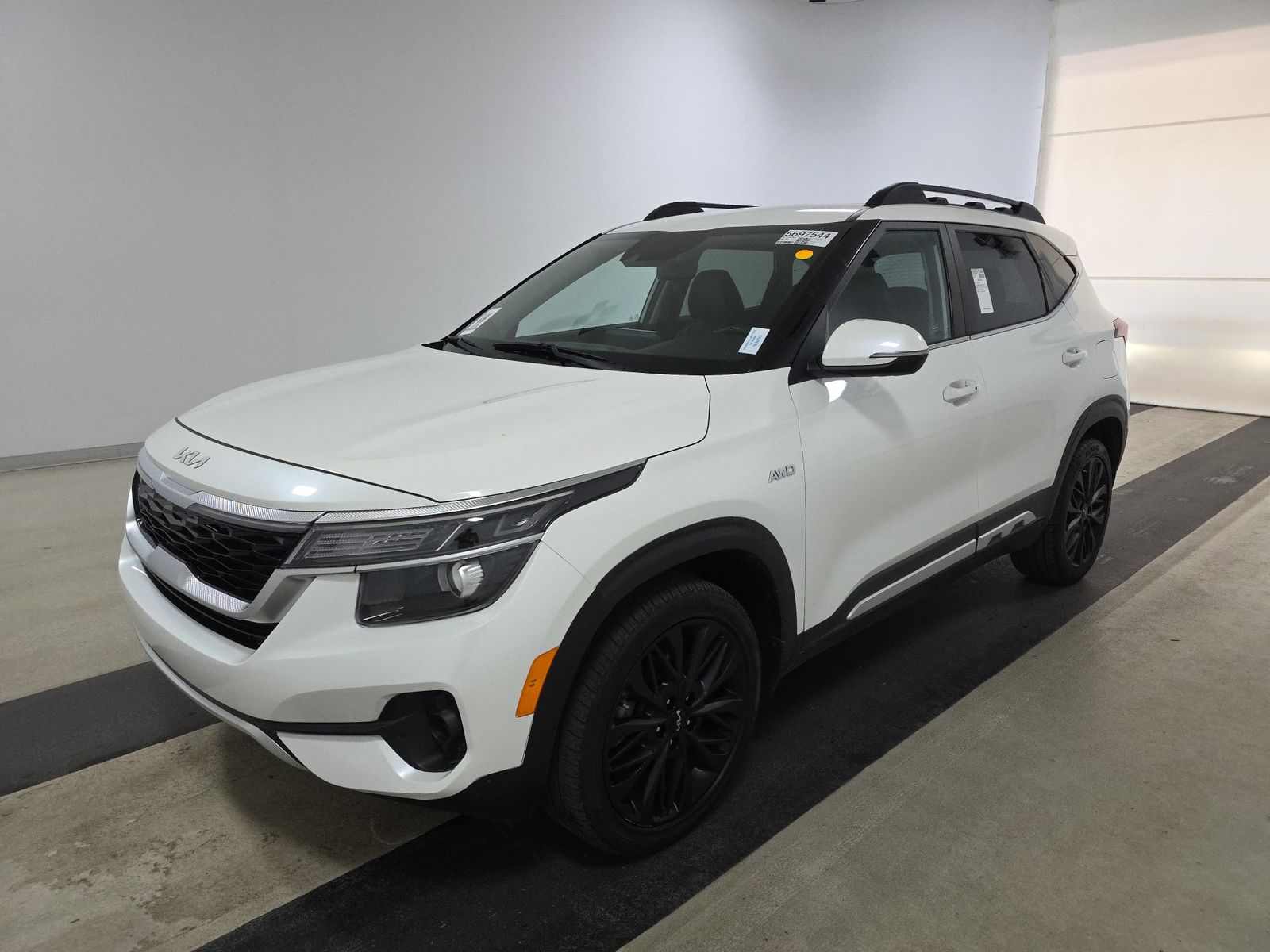 2022 KIA SELTOS NIGHTFALL Edition - 1