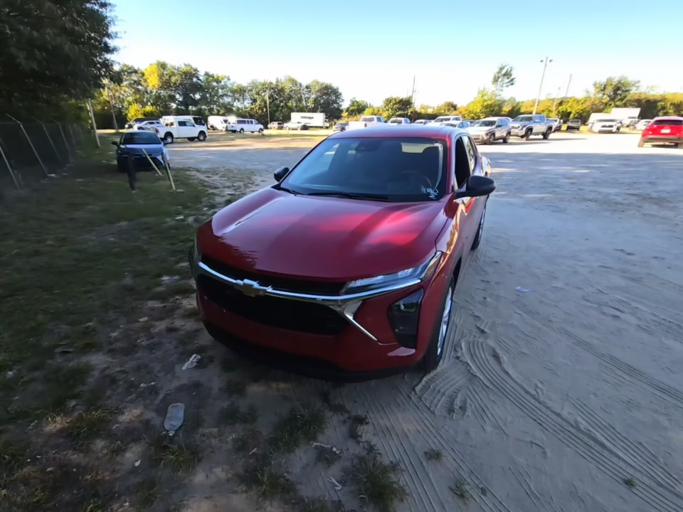 2026 CHEVROLET TRAX LS - 1