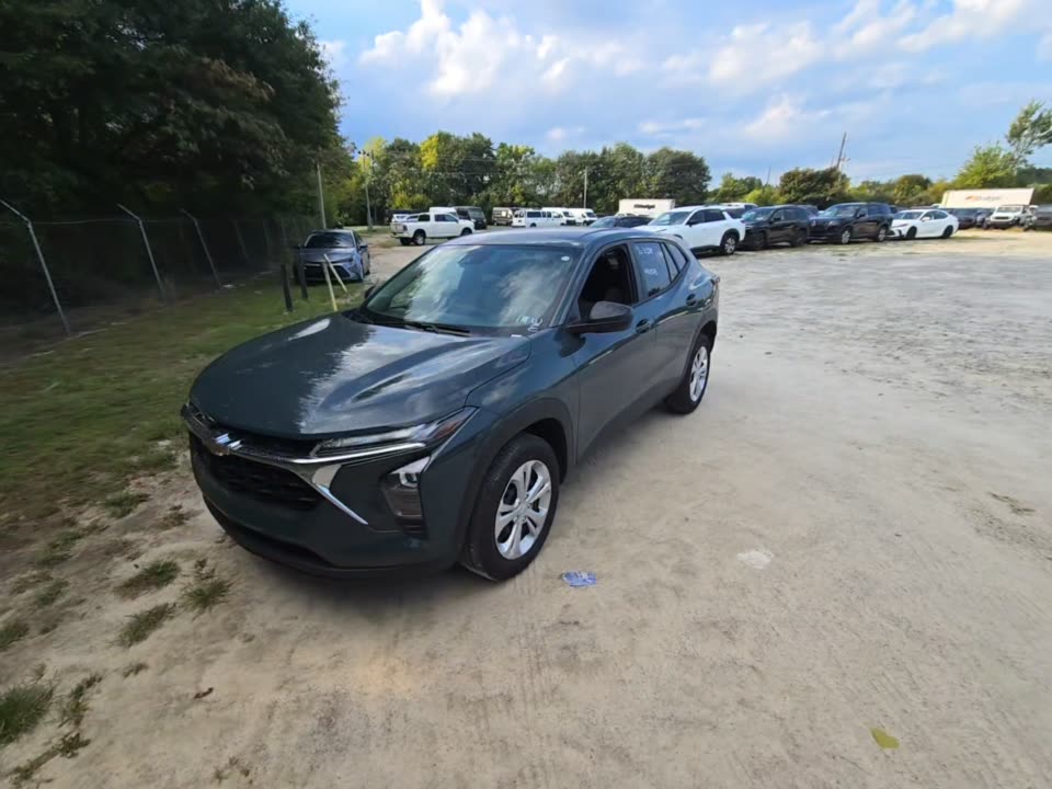 2026 CHEVROLET TRAX LS - 1