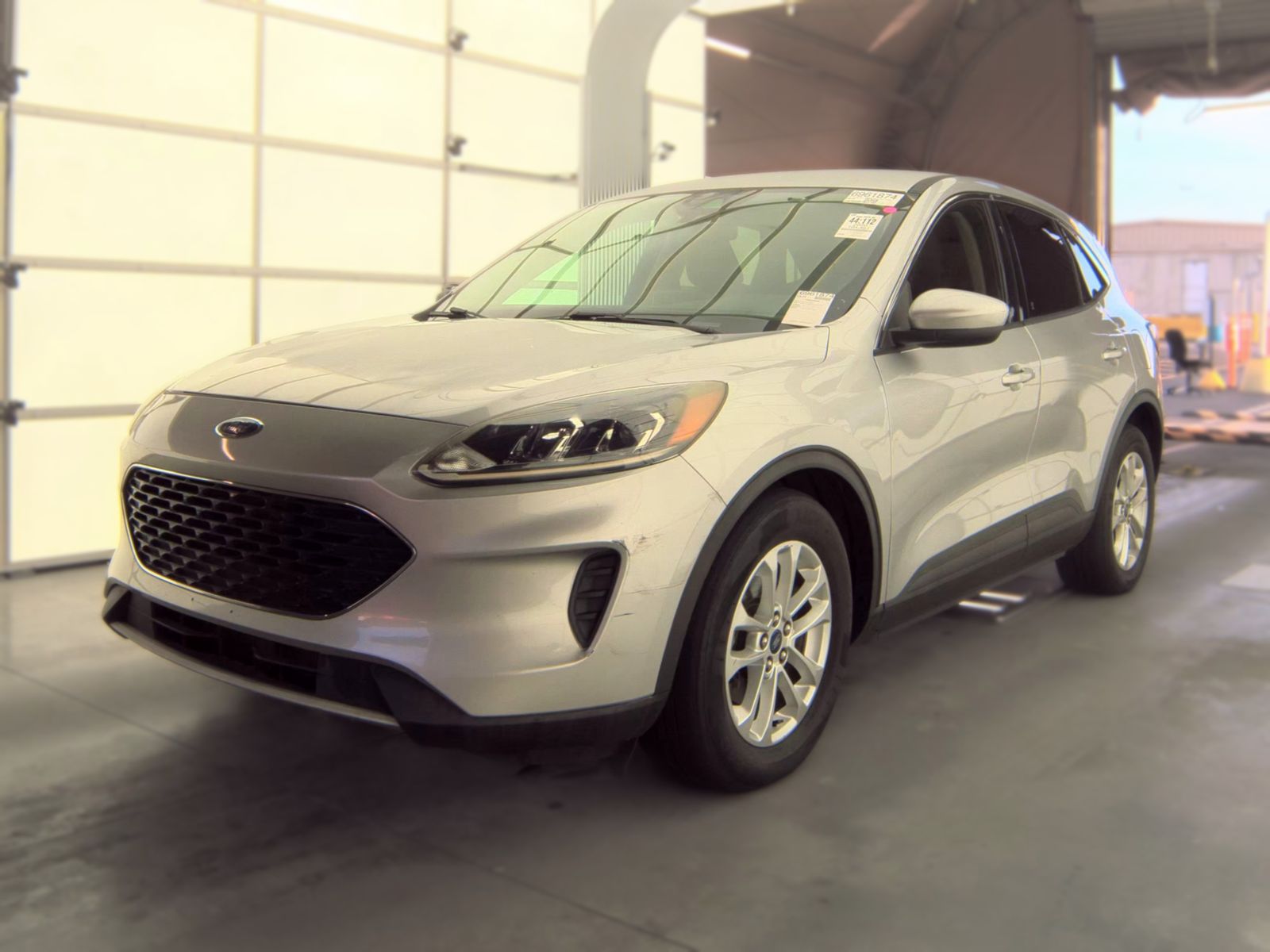 2020 FORD ESCAPE SE - 1