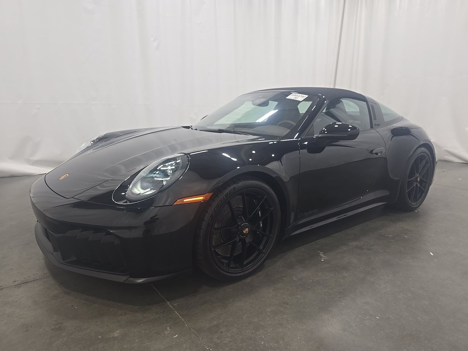 2026 PORSCHE 911 4 GTS Targa - 1