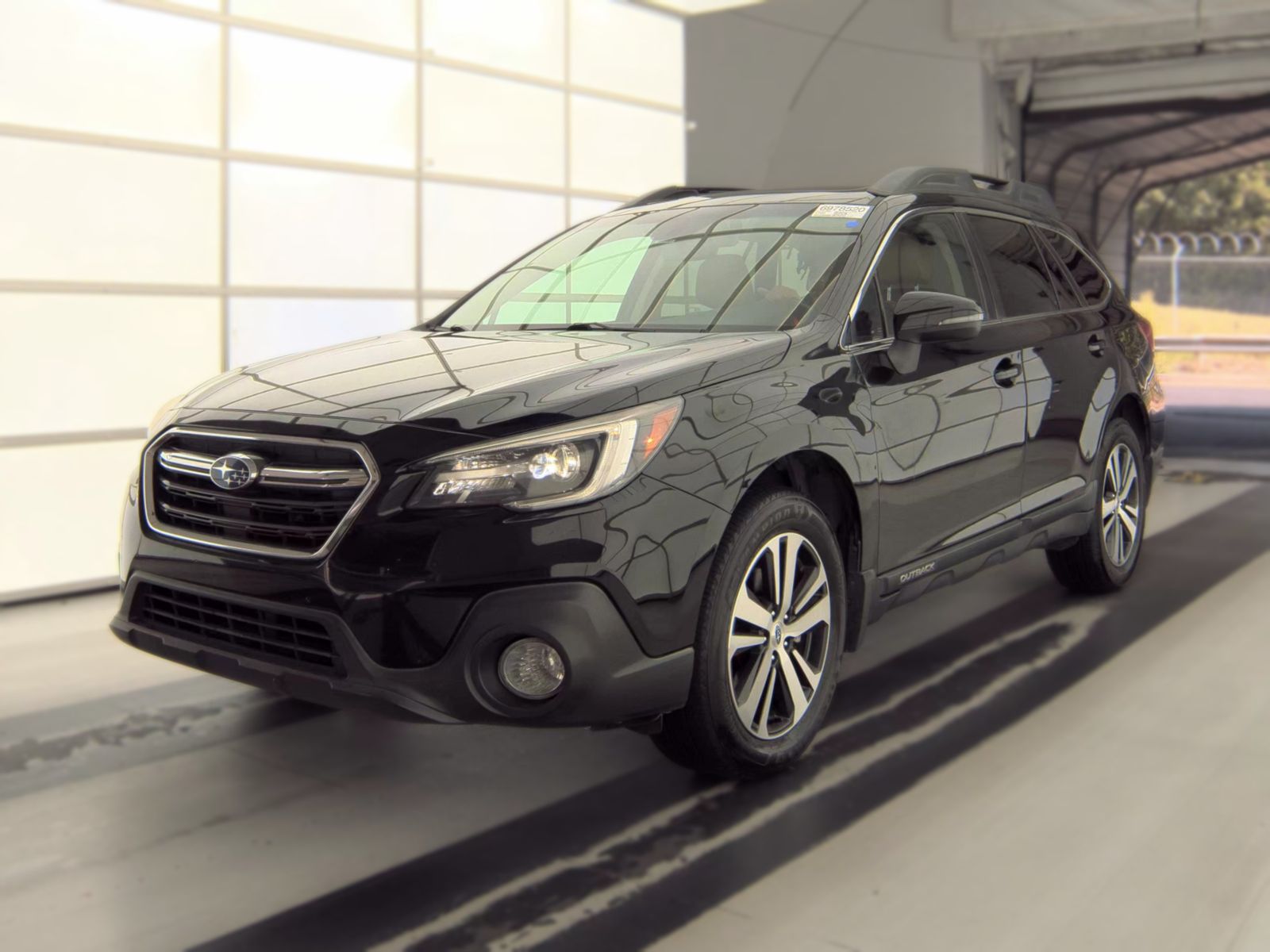 2019 SUBARU OUTBACK 2.5I Limited - 1