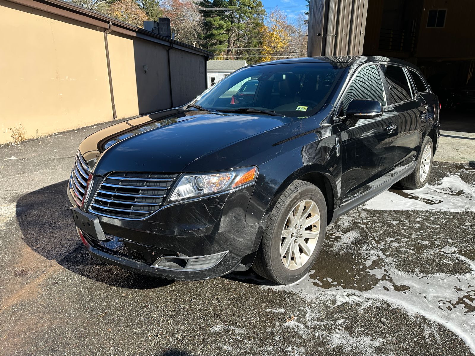 2018 LINCOLN MKT Base - 1