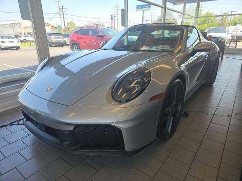 2026 PORSCHE 911 4 GTS Targa - 1