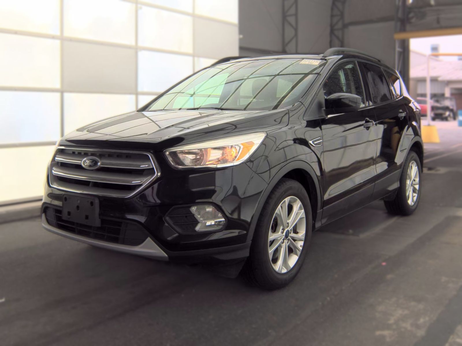 2018 FORD ESCAPE SE - 1
