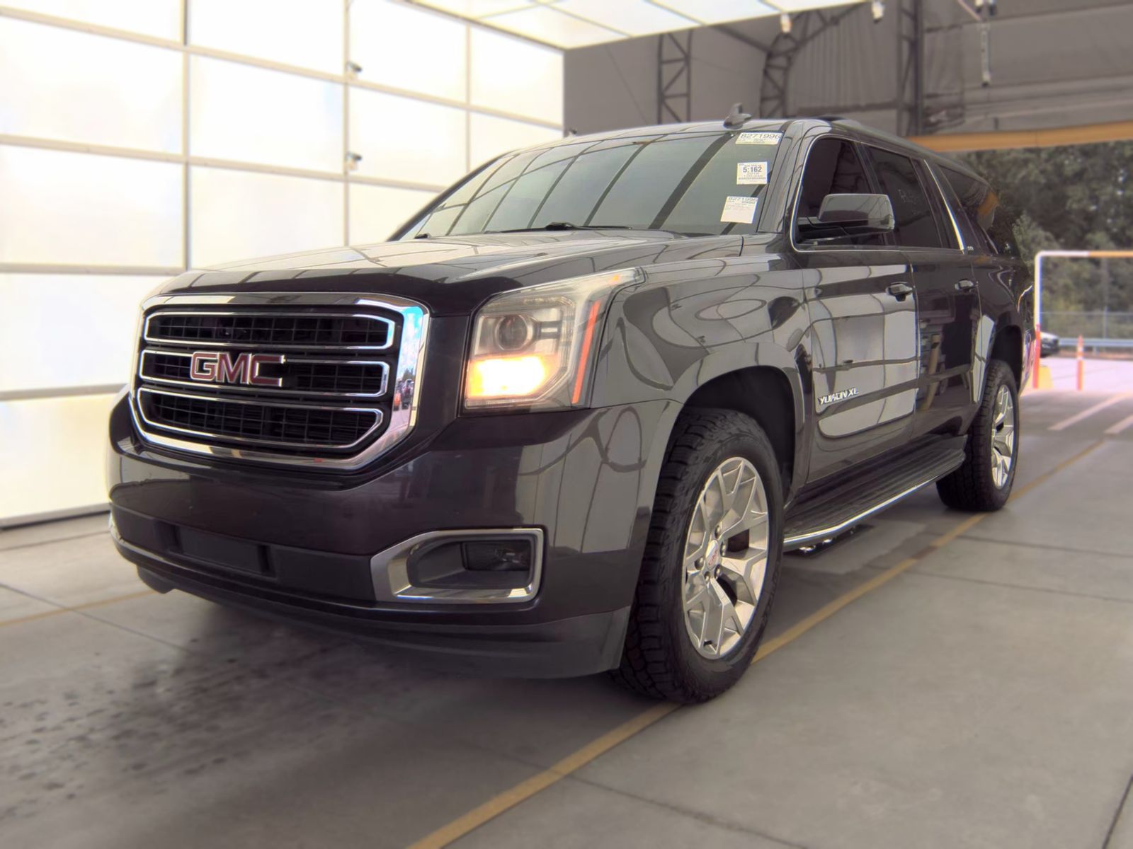 2018 GMC YUKON XL SLT - 1