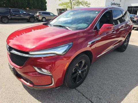 2023 BUICK ENCLAVE Essence - 1