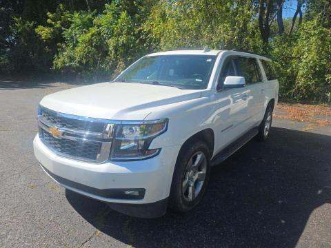 2017 CHEVROLET SUBURBAN LT - 1