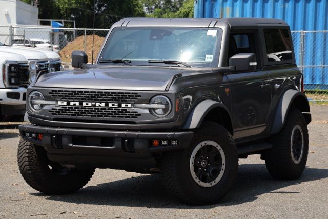 2022 FORD BRONCO Badlands - 1