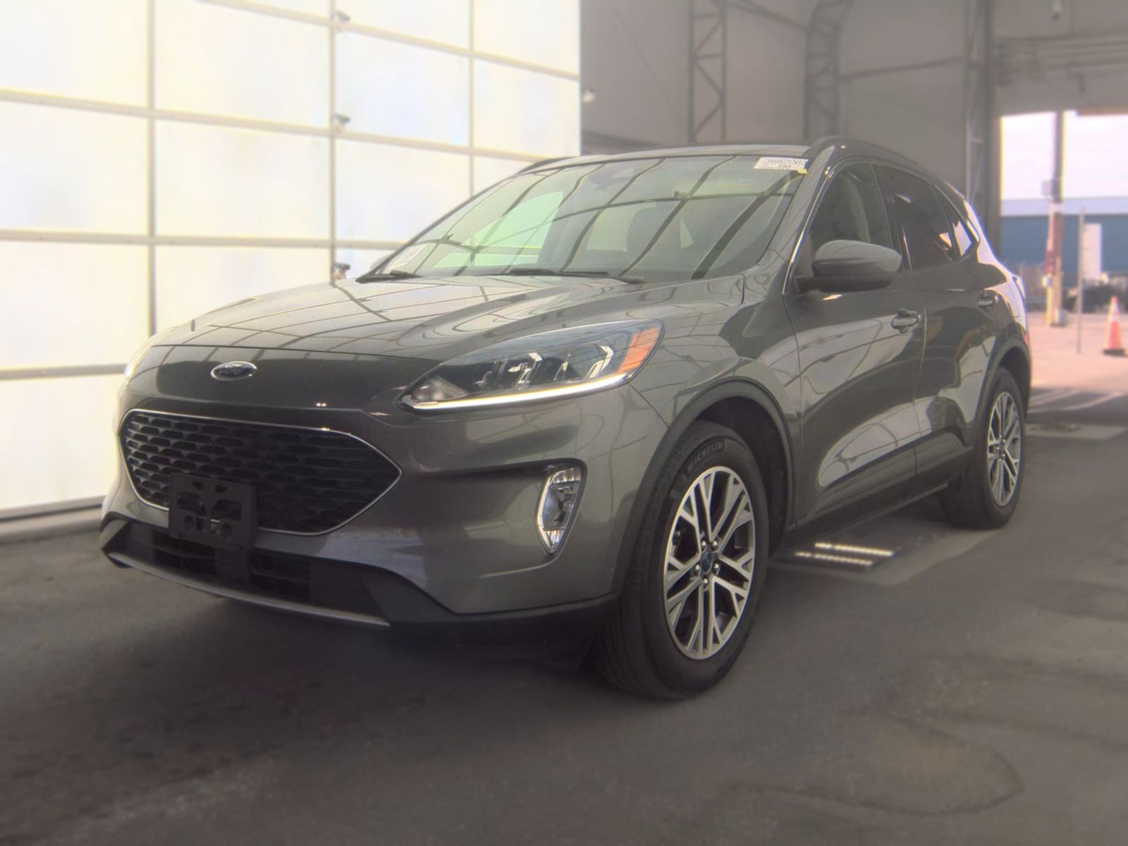 2022 FORD ESCAPE SEL - 1