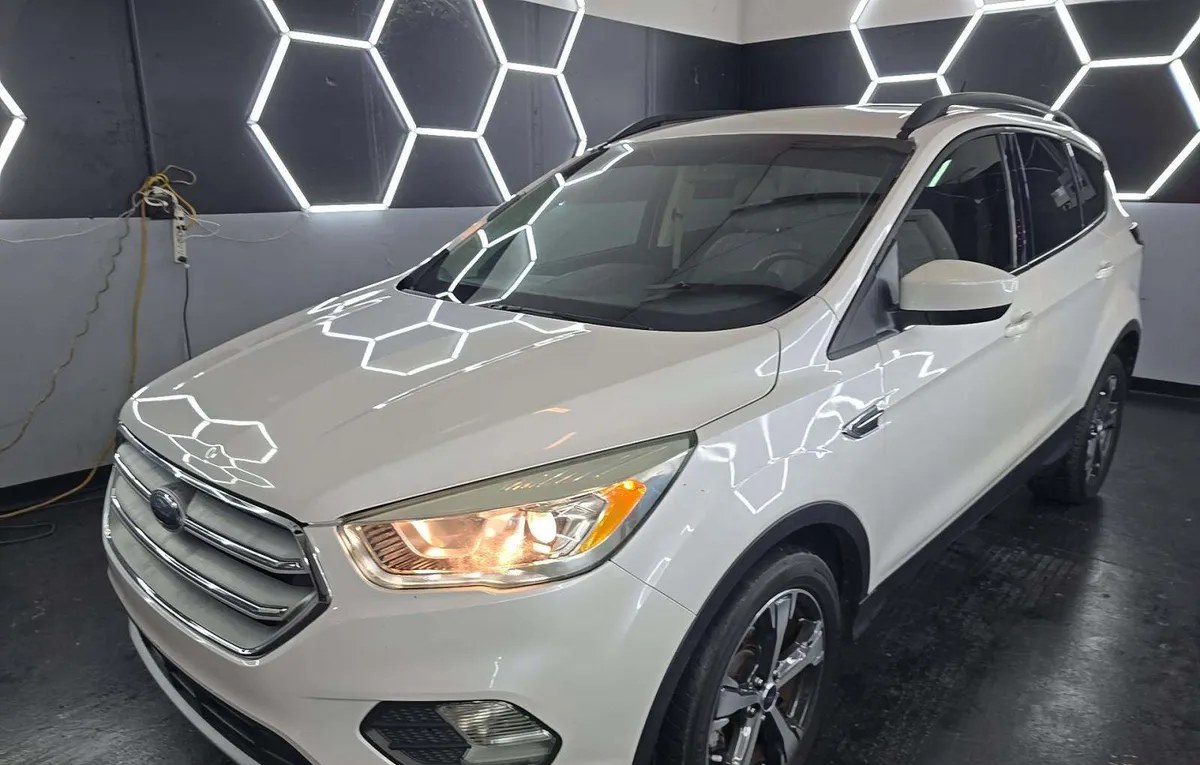 2018 FORD ESCAPE SEL - 1