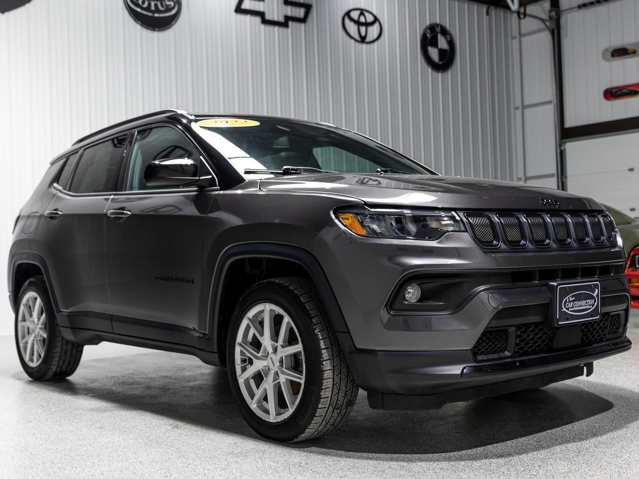 2022 JEEP COMPASS LATITUDE ALTITUDE Edition - 1