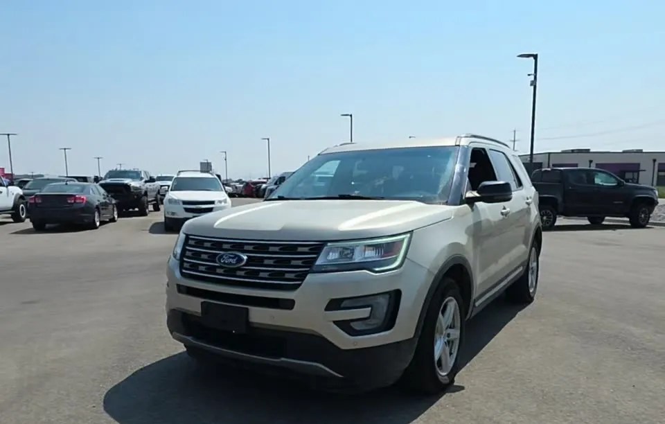 2017 FORD EXPLORER XLT - 1