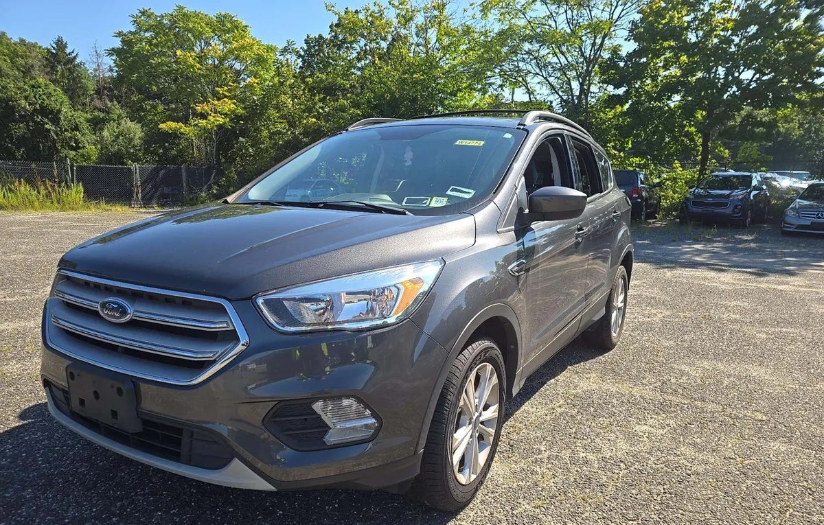 2018 FORD ESCAPE SE - 1